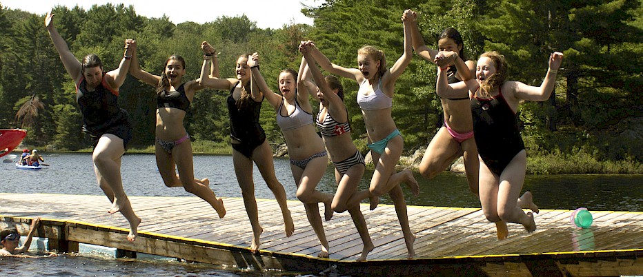 Nothing beats dock jumping with your cabin